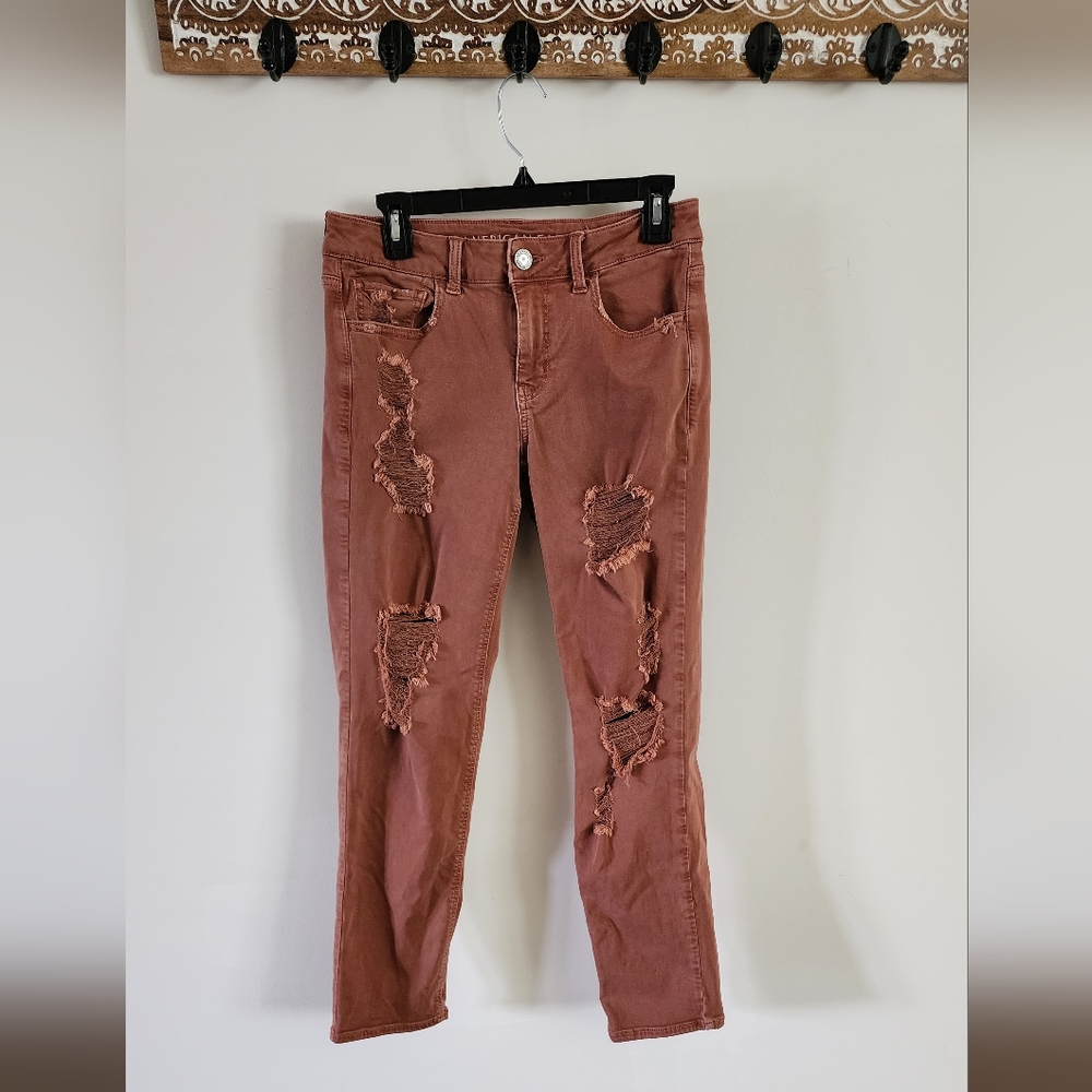 AMERICAN EAGLE Distressed Tom Girl Jeans Womens Size 4 Super Stretch